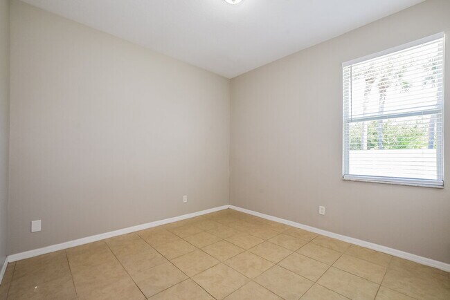 Building Photo - 2701 Andes Way