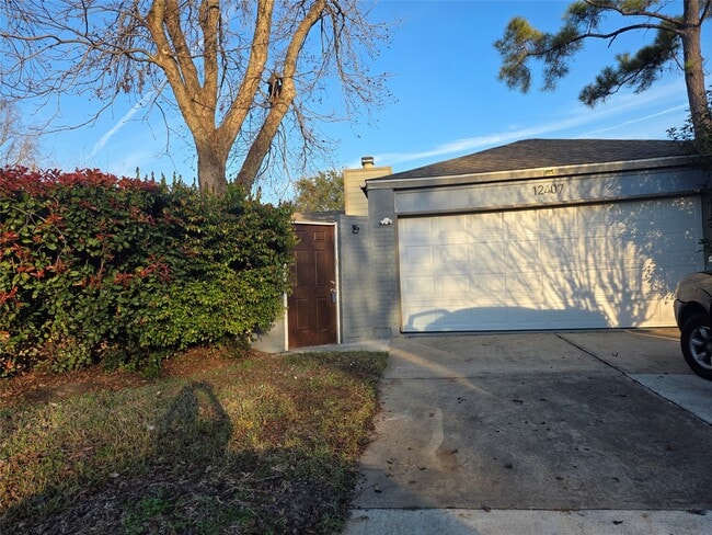 Building Photo - 12407 Sungate Ln