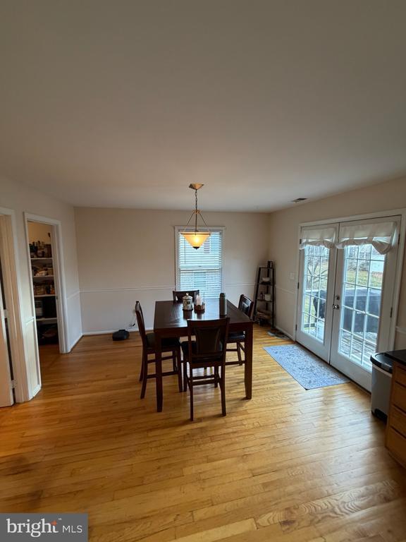 Building Photo - 281 Tall Oak Dr