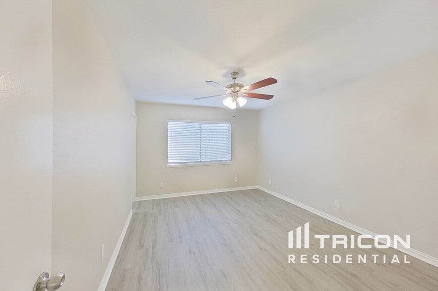 Building Photo - 1818 Pilot Way