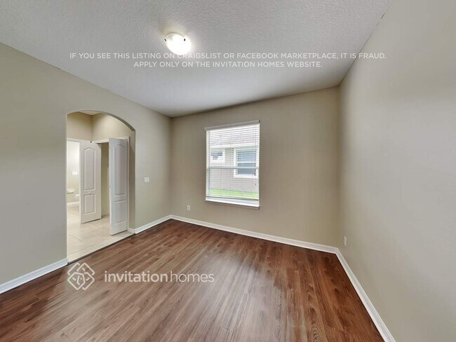 Building Photo - 12567 23rd St E