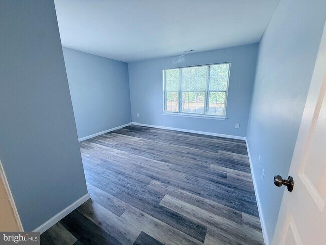 Building Photo - 4405 Waterperry Ct