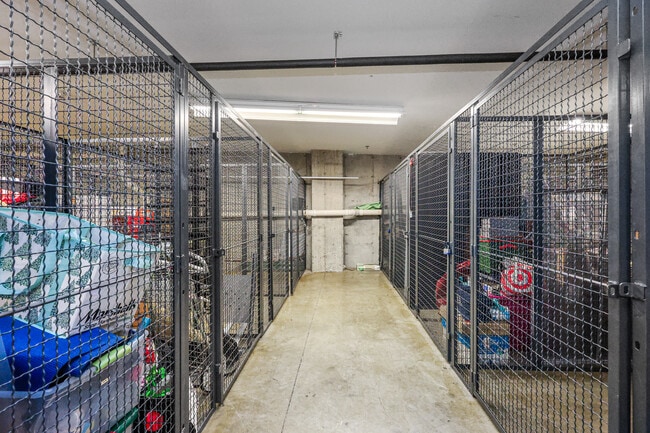 Building Photo - 10 Ann St