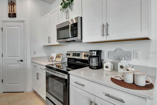 Building Photo - 5715 Archipelago St