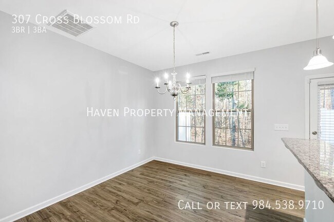 Building Photo - 307 Cross Blossom Rd