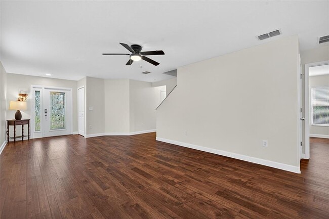 Building Photo - 12543 Chenwood Ave