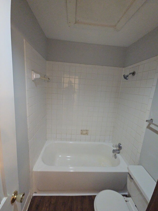 Building Photo - 14600 Fonmeadow Dr