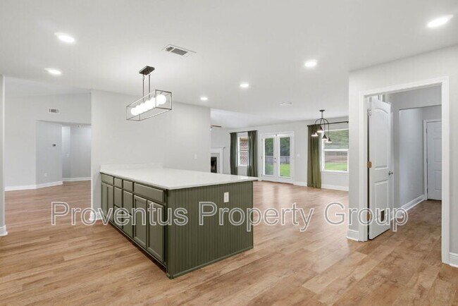 Building Photo - 6768 Indian St