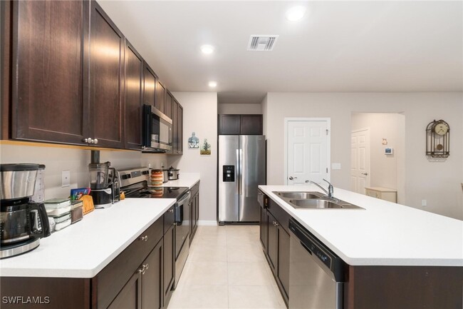 Building Photo - 15485 Wildflower Cir