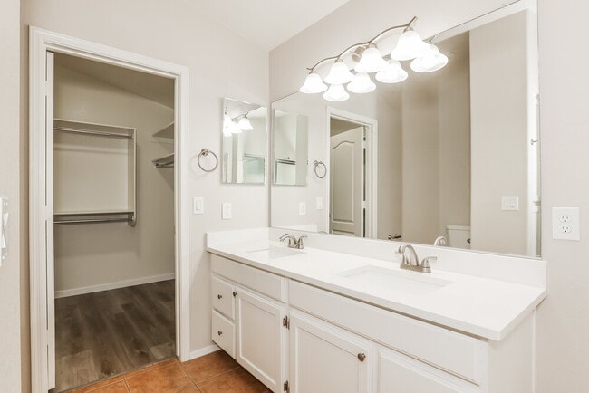 Building Photo - 15112 W Eureka Trail