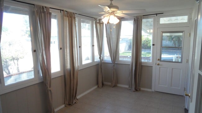 Building Photo - Old Towne Orange, Hardwood floors, Single Story House 3BR 2BA  2 car garage