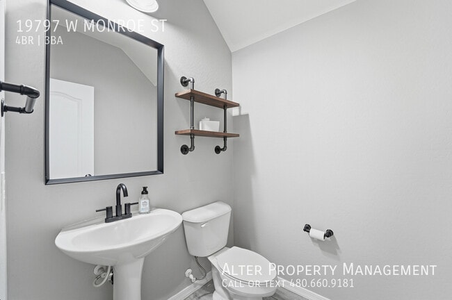 Building Photo - 19797 W Monroe St