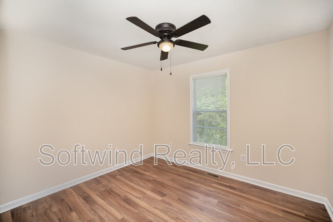 Building Photo - 5320 State Rd 49 N