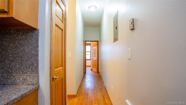 Building Photo - 46 N Village Ave