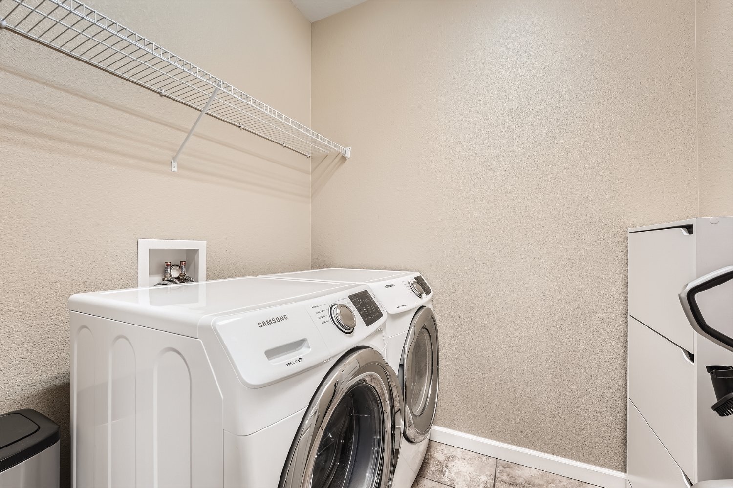 Building Photo - 2674 Gray Wolf Loop