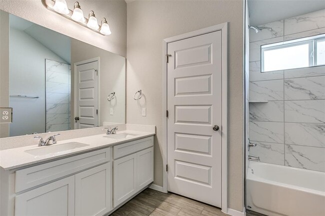 Building Photo - 2800 Joe Dimaggio Blvd