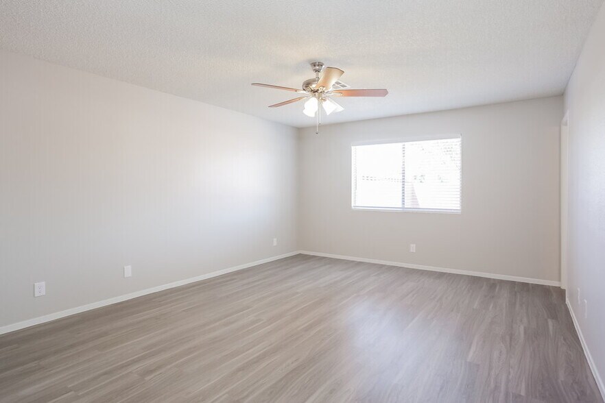 Building Photo - 361 Clover Glen Ct