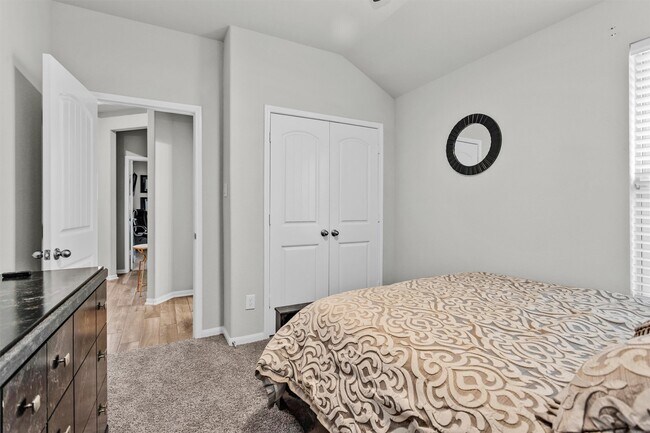 Building Photo - 4330 Umber Shadow Dr