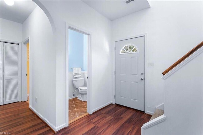 Building Photo - 5403 Sasha Ct