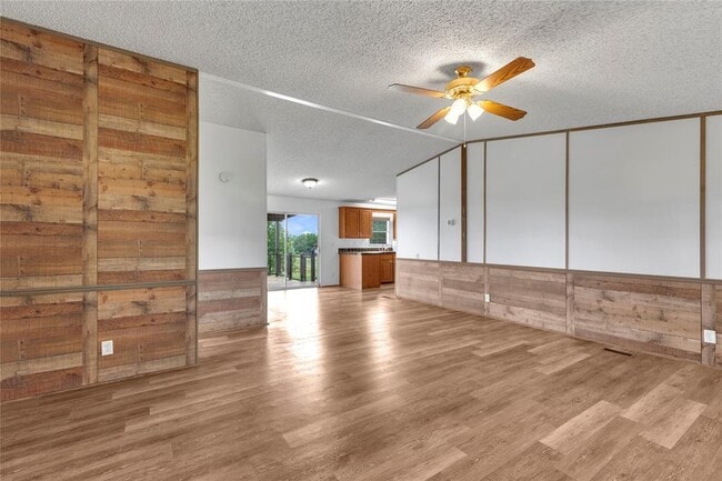 Building Photo - 7012 Bronco Ct