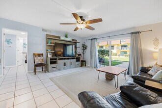 Building Photo - 5200 Ocean Beach Blvd