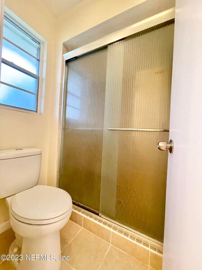 Building Photo - 5391 Golf Course Dr