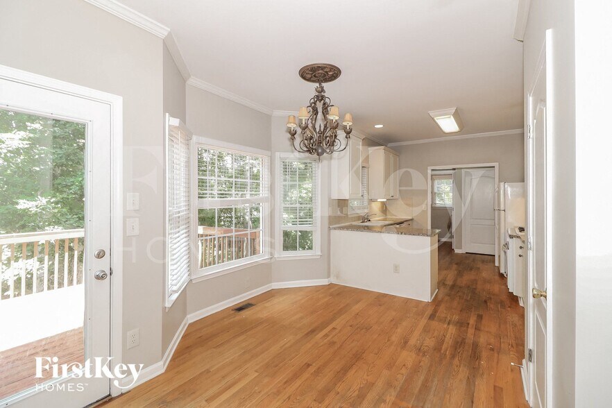 Building Photo - 1557 Grove Arbor Terrace