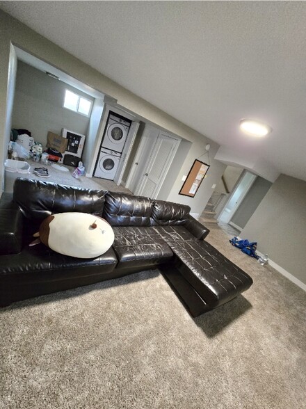 Building Photo - 2013 Whitman Rd