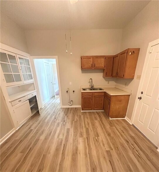 Building Photo - 1722 Hermosa St