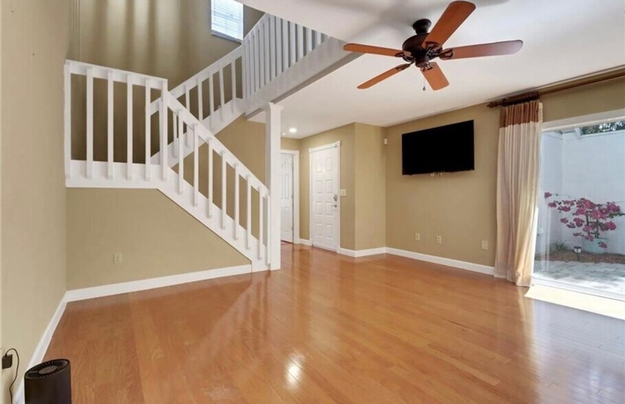 Building Photo - 13711 Raleigh Ln