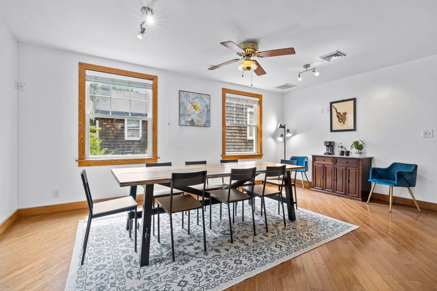 Building Photo - 912 Little Bay Ave