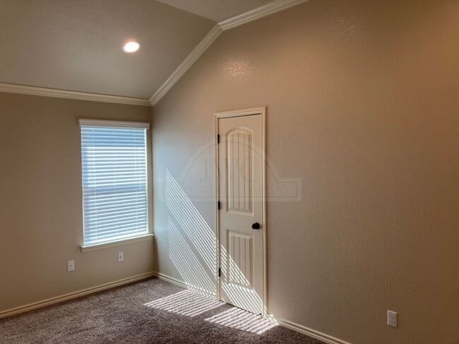 Building Photo - 5708 Luminous Ln