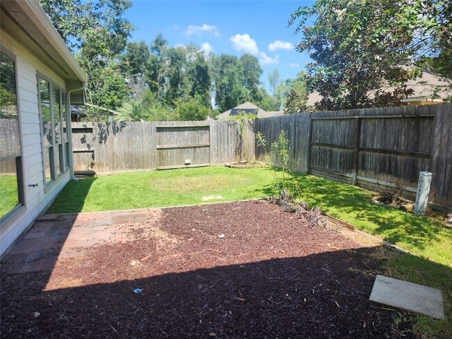 Building Photo - 28510 Rustic Pines Ct
