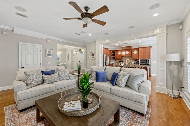 Building Photo - 2665 Breton Ridge Dr