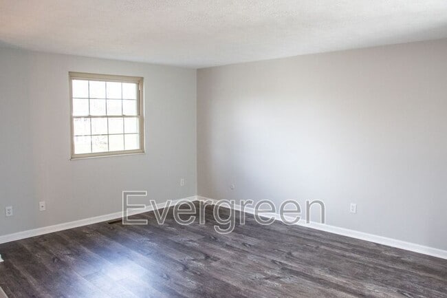 Building Photo - 110 Leatherbark Rd