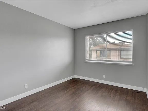 Building Photo - NO MIN CREDIT SCORE REQUIRED, BK OKAY, PAST EVICTION OKAY!, BACKGROUND FRIENDLY. Apply at "The Re...