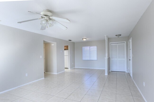 Building Photo - DRASTIC PRICE DROP!! WATERFRONT- 2-BEDROOMS, 2-BATH- PUNTA GORDA ISLES