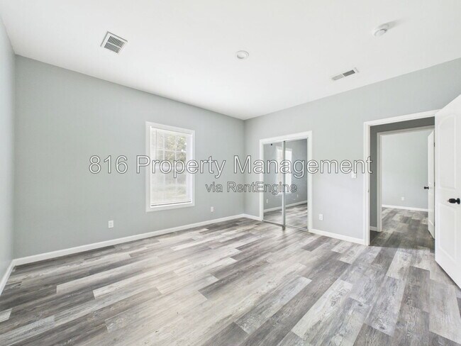 Building Photo - 4100 Waverly Ave