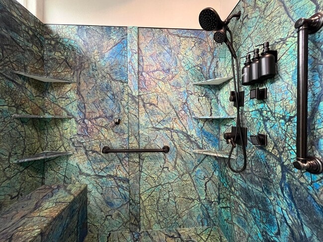 Building Photo - WALKING DISTANCE FROM OSO BAY WETLAND PRES...