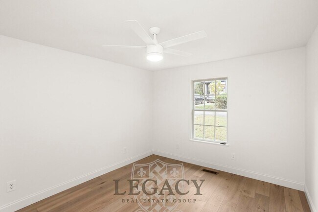 Building Photo - 100 Sadler Ct