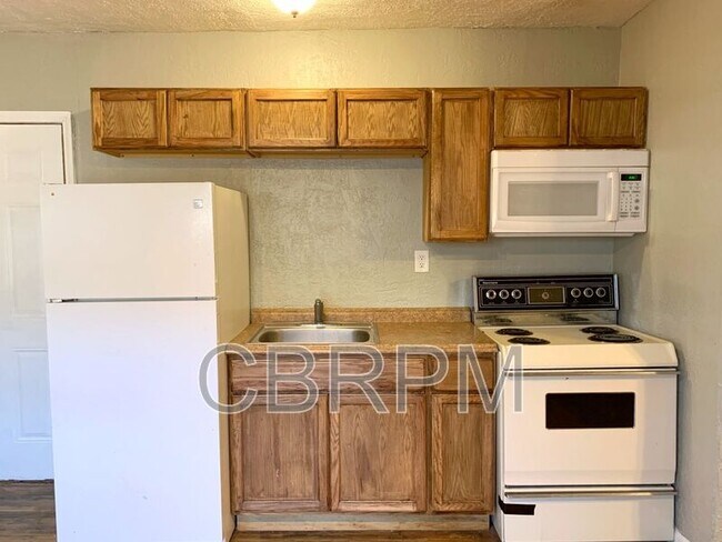 Building Photo - 2117 15th St