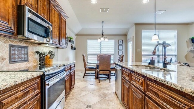 Building Photo - 937 Lake Meadow Ln