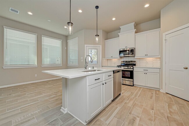 Building Photo - 316 N Spotted Fern Dr