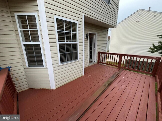 Building Photo - 401 Donelson Loop