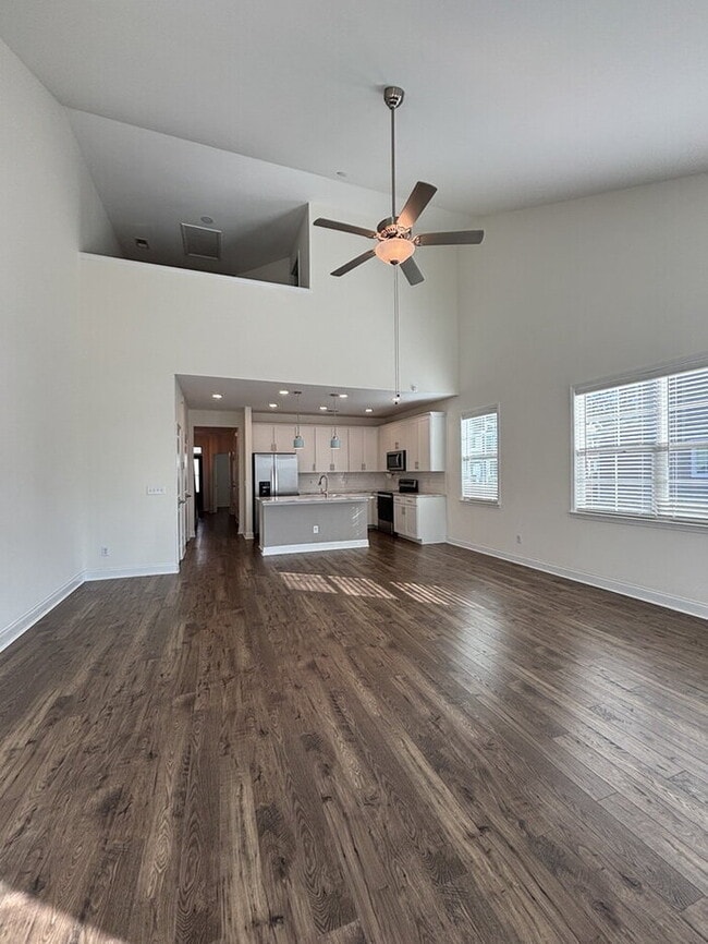 Building Photo - 608 Ravensridge Ln