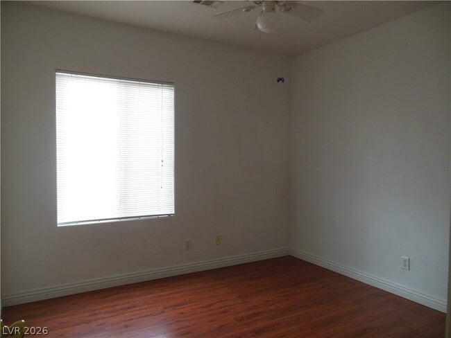 Building Photo - 10923 Golden Birch Pl