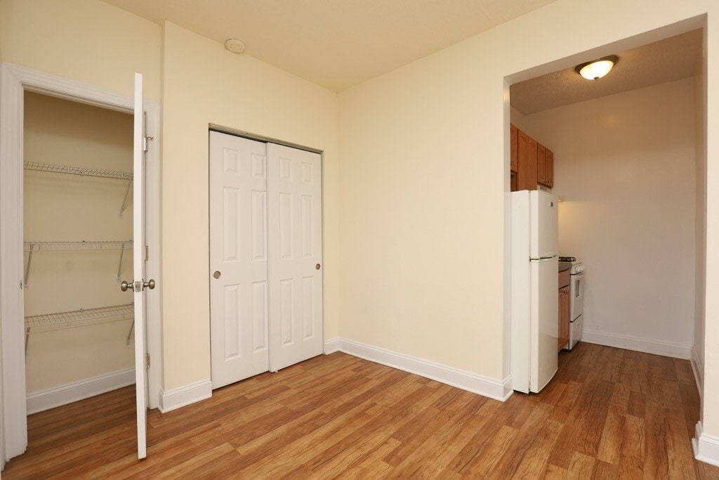 Building Photo - 1742 N Humboldt Blvd