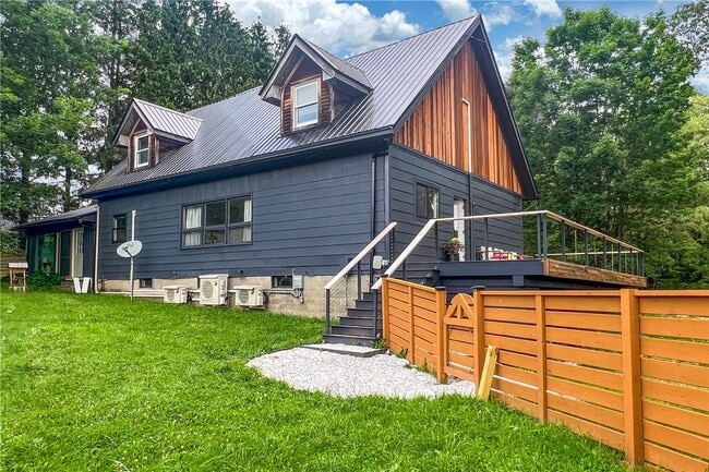 Building Photo - 1399 Arbuckle Hollow Rd