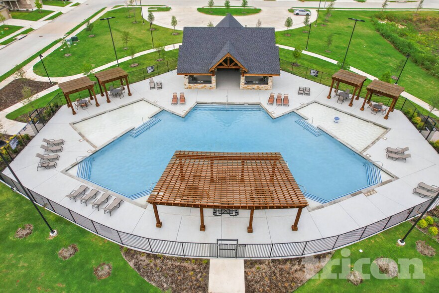 Building Photo - 15228 Bullfighter Blvd