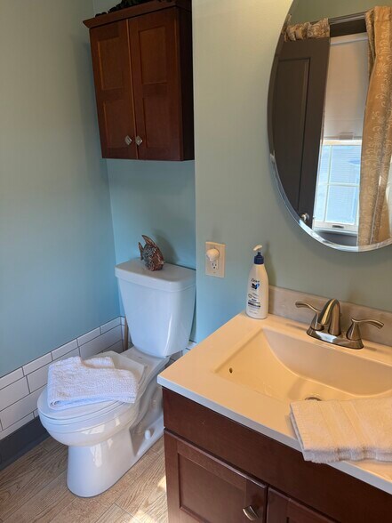 Building Photo - 134 High St